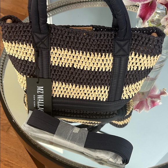 MZ Wallace Navy and Cream small crochet bag - Picture 4 of 5